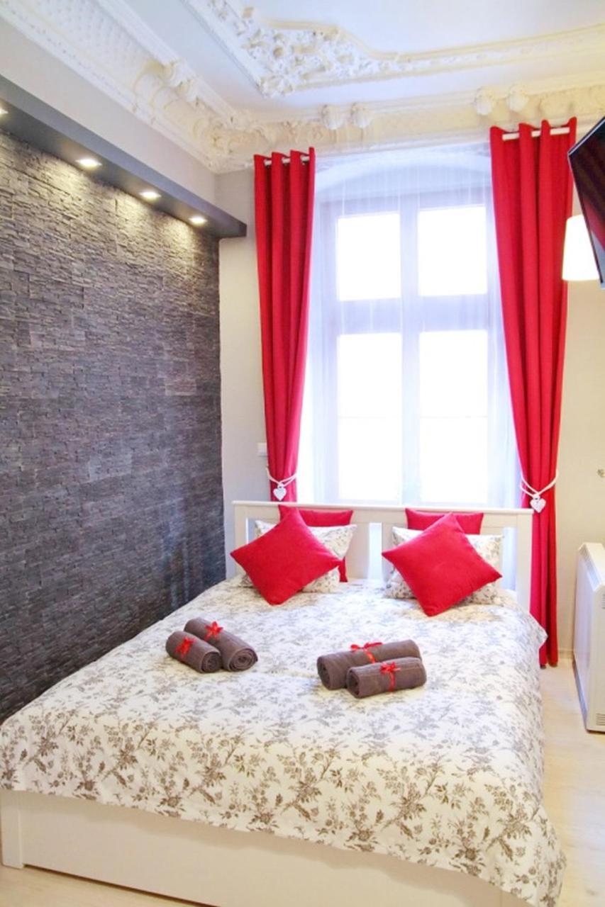 Grey Rooms Wroclaw Bagian luar foto
