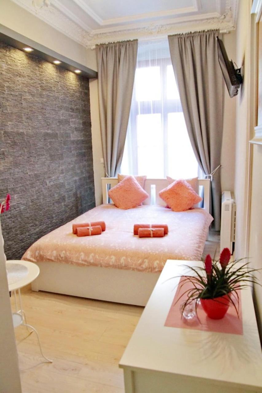 Grey Rooms Wroclaw Bagian luar foto